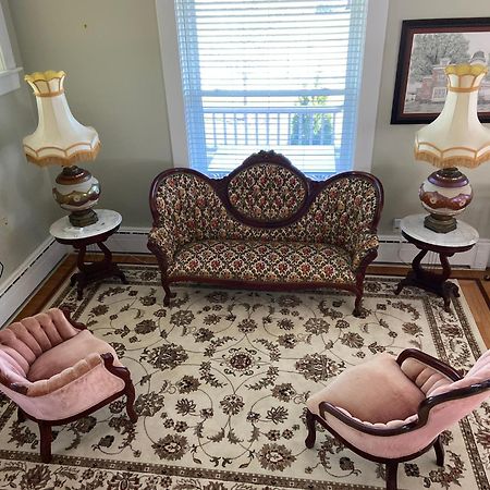The Victorian Guesthouse Delphos 外观 照片