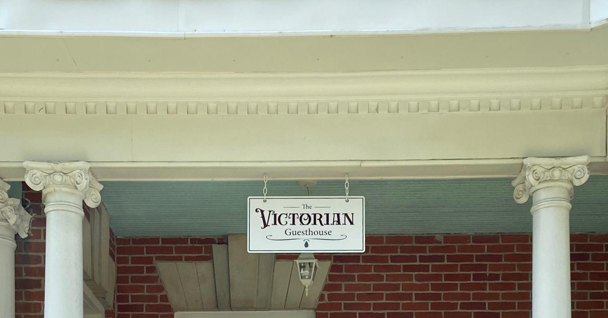 The Victorian Guesthouse Delphos 外观 照片